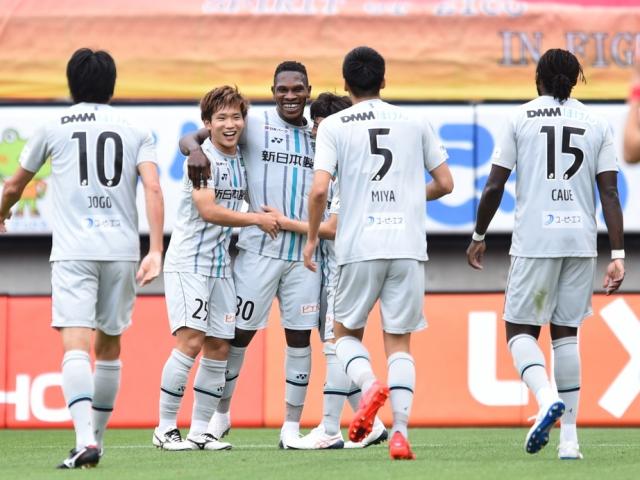 海星体育官网-深足3战2球外租外援却大爆发 奥伦加第二来了？